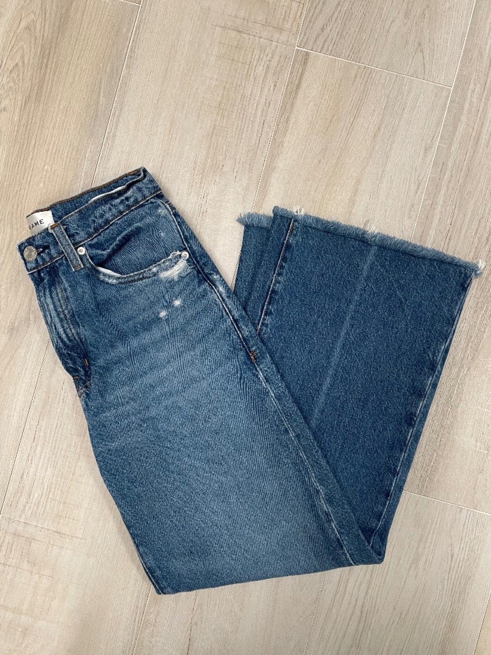 Frame Relaxed Straight Jean